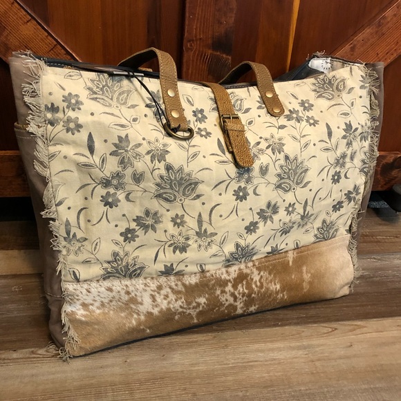 Myra Bag Floret Weekender Canvas upcycled xl tote - Picture 2 of 9